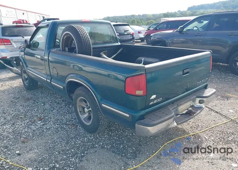 1998 Chevrolet S-10 Ls Fleetside из США, поврежденный, VIN 1GCCS14W8W8121476